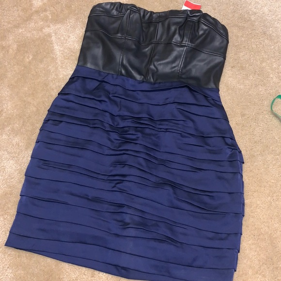 Dress.. READ DESCRIPTION‼️ - Picture 1 of 10